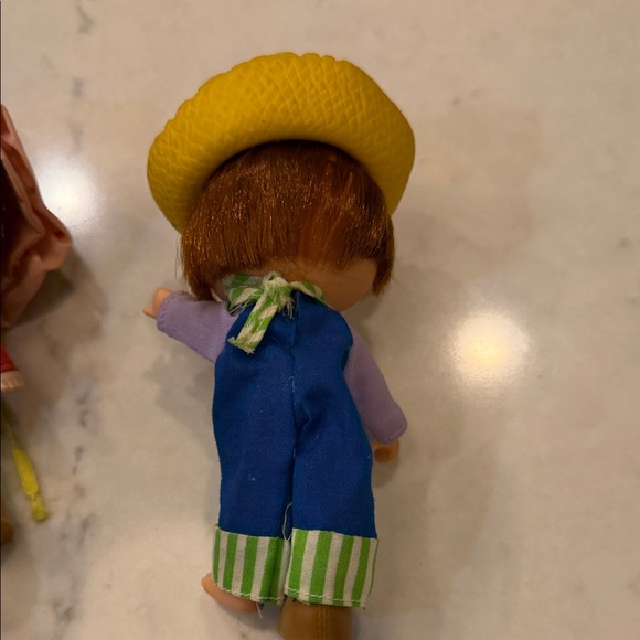 Vintage 1980’s Strawberry shortcake dolls - Picture 3 of 9